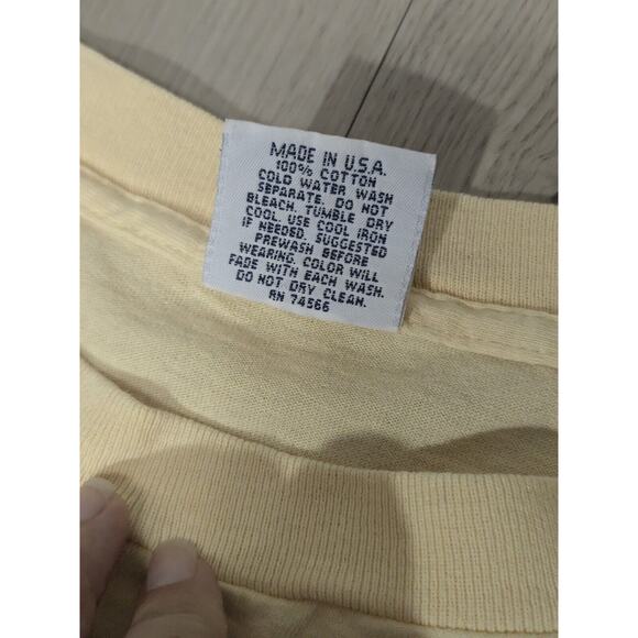 Vintage Curk Sport XL Mens T-shirt Single Stitch Nantucket Logo Canary Yellow - Picture 5 of 8